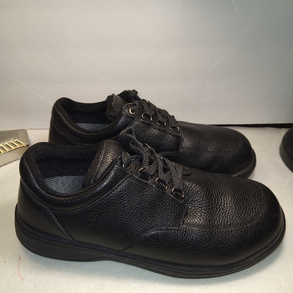 Orthofeet 410 Avery Island Black Leather Comfort Sneakers Men's sz 8.5(4E).